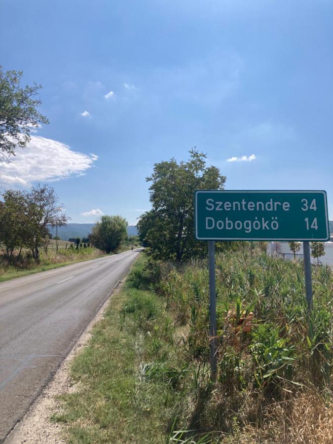 Donau Apartman,Tát Bagian luar foto