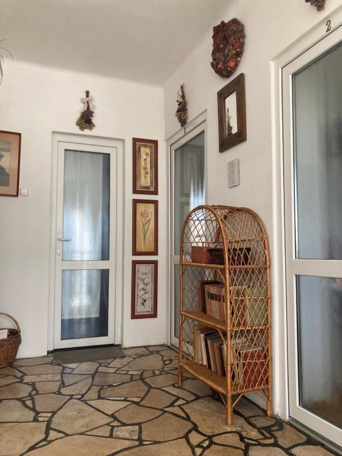 Donau Apartman,Tát Bagian luar foto