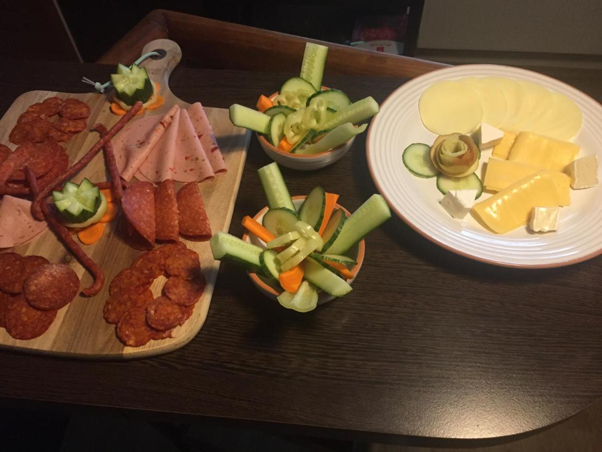 Donau Apartman,Tát Bagian luar foto