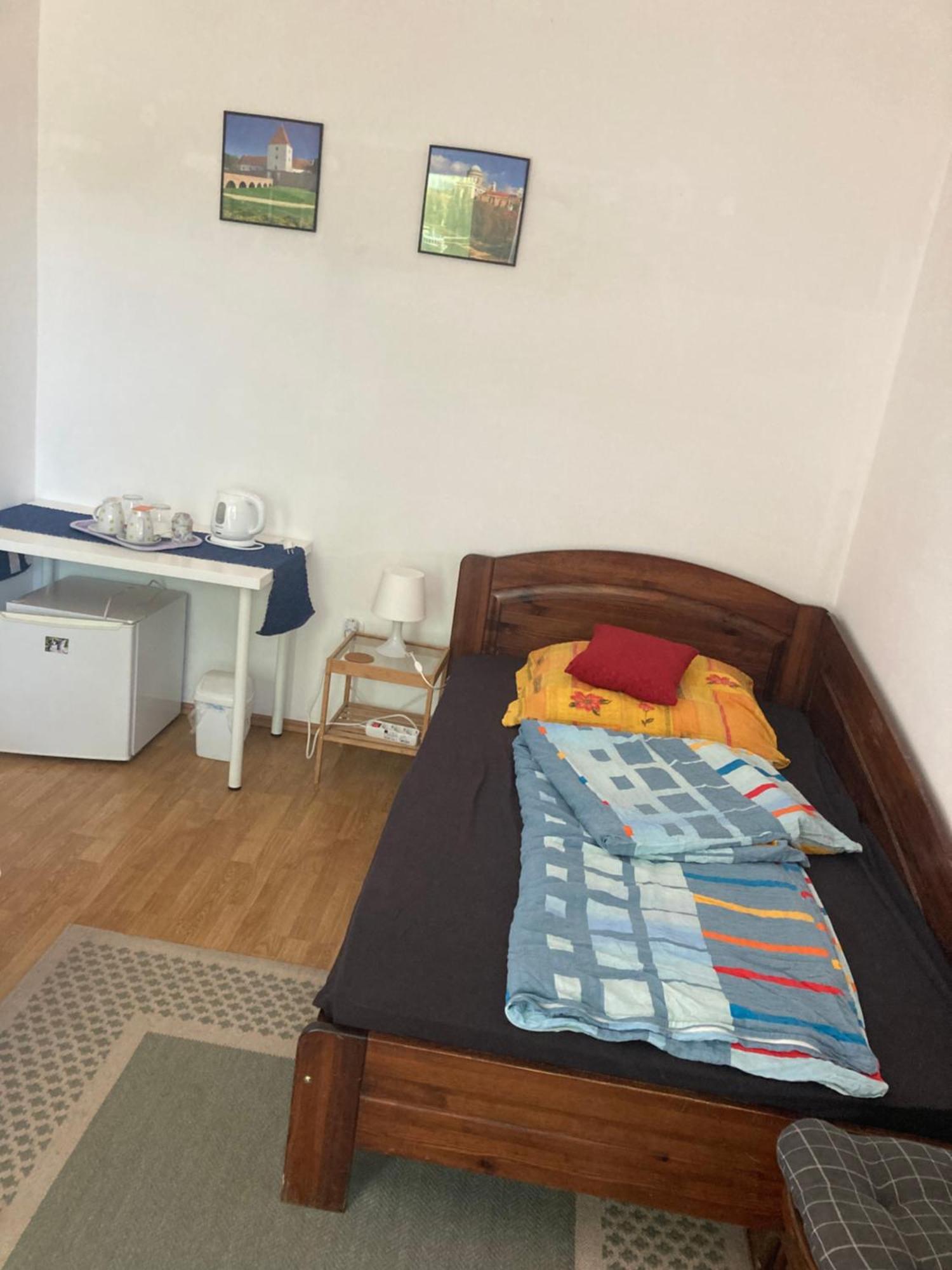 Donau Apartman,Tát Bagian luar foto